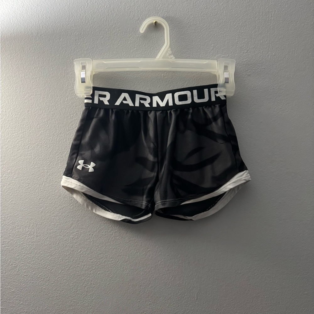 Under Armour Kids Black and White Shorts‎
